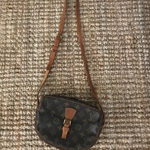 AUTHENTIC LOUIS VUITTON SHOULDER BAG